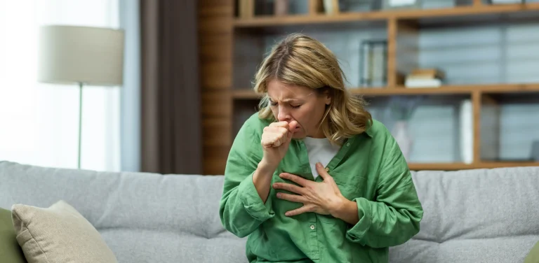 Kaszel mokry – przyczyny, objawy